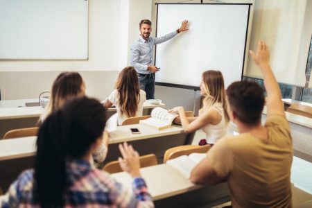 Scuole serali a Crosia